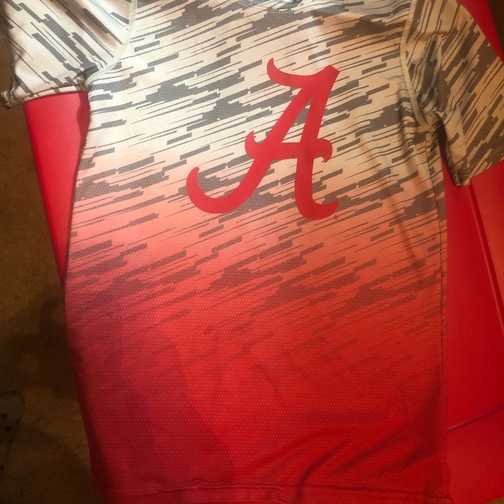 Gen 2, Alabama college tee short sleeve.